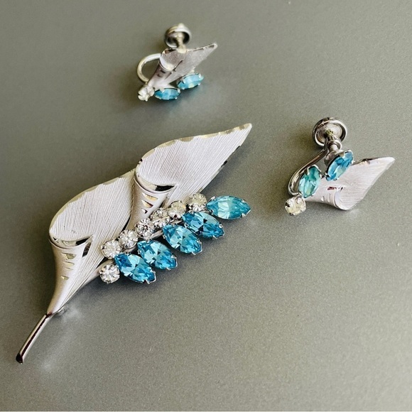 Vintage Tru-Kay Sterling 925 Blue White Rhinestone Crystal Brooch & Earr… - Picture 2 of 8